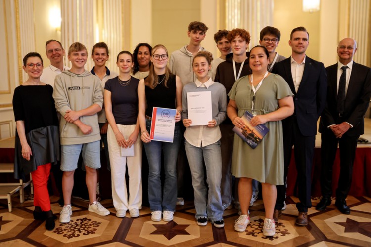 2. Preis Oskar-von-Miller-Gymnasium München - Pas Silencieux - Sprachenfest 2025 Schwerin